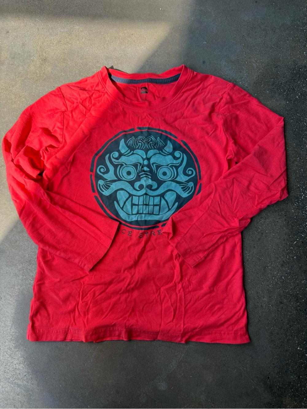 Tea Collection Red Long-Sleeve Shirt with Black Graphic